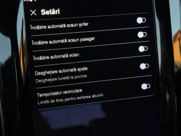 Volvo XC60 B4 AWD 2023  TVA deductibil  garantie