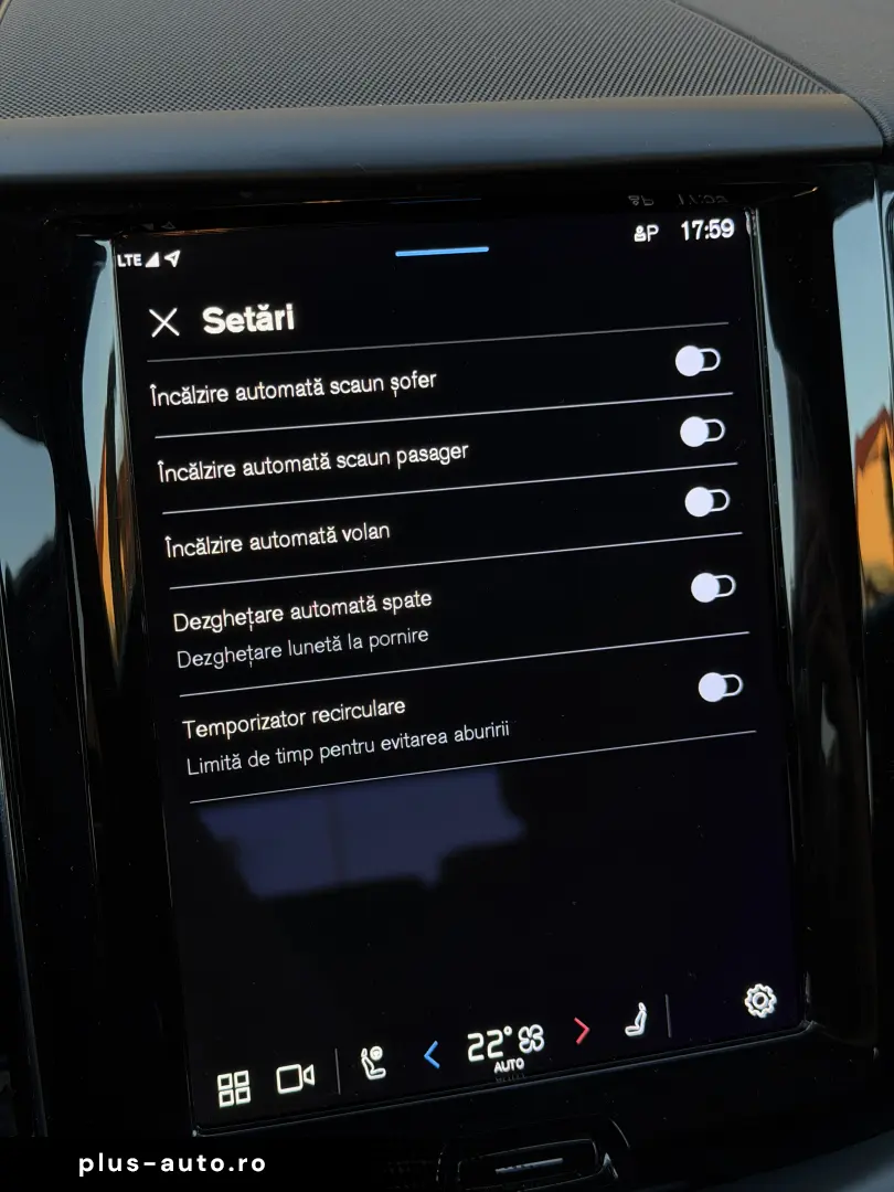 Volvo XC60 B4 AWD 2023  TVA deductibil  garantie