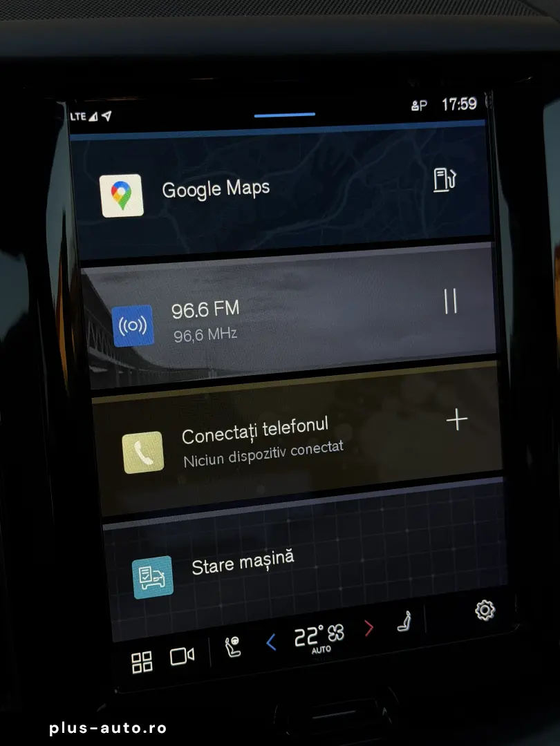 Volvo XC60 B4 AWD 2023  TVA deductibil  garantie