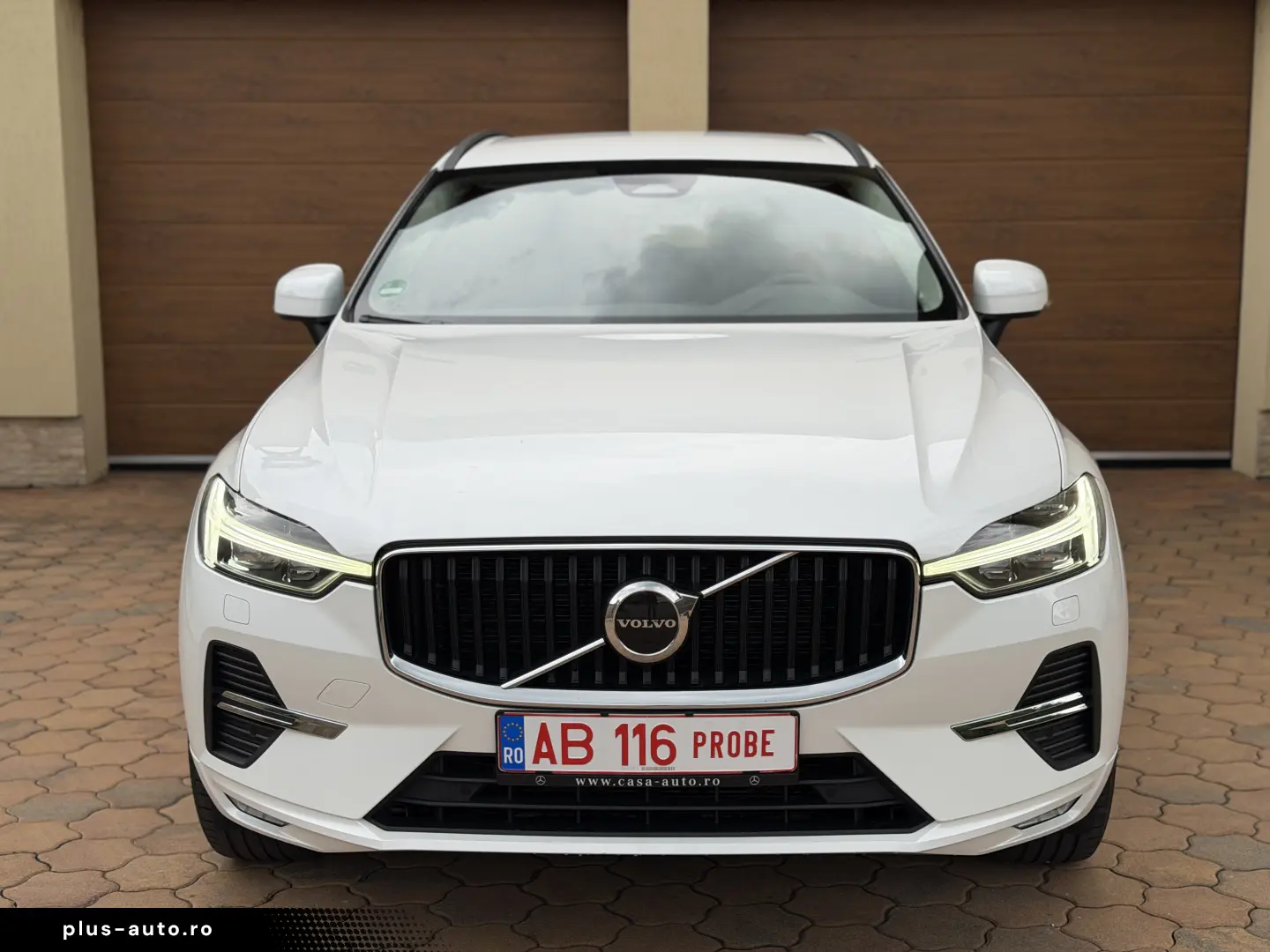 Volvo XC60 B4 AWD 2023  TVA deductibil  garantie