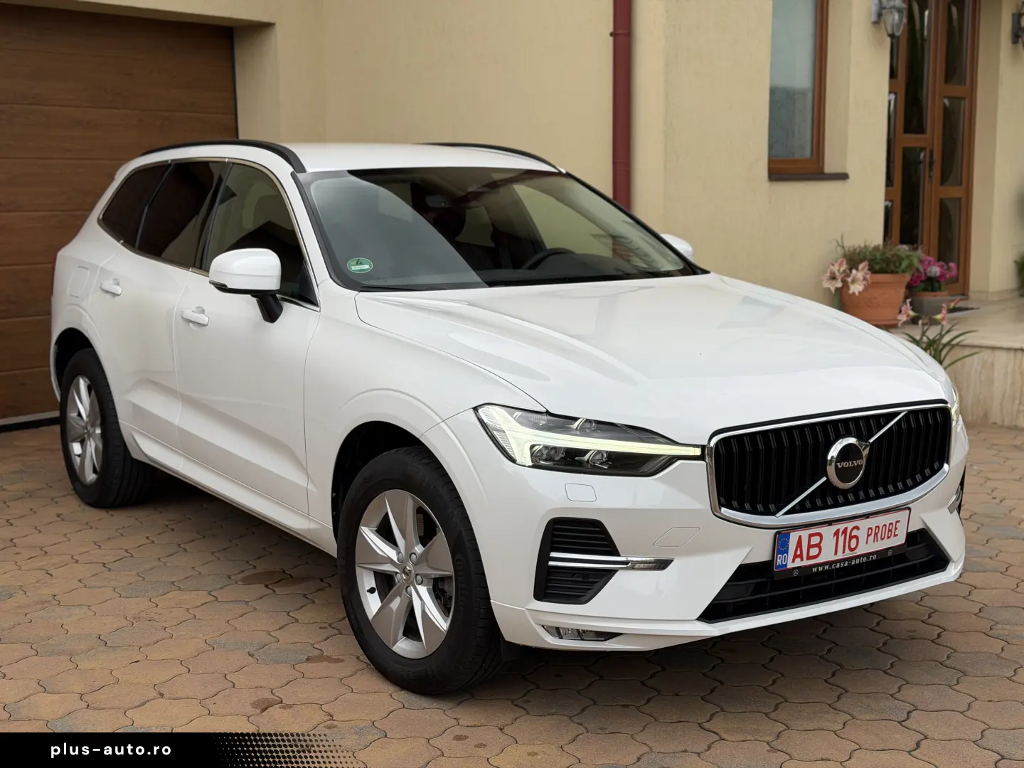 Volvo XC60 B4 AWD 2023  TVA deductibil  garantie