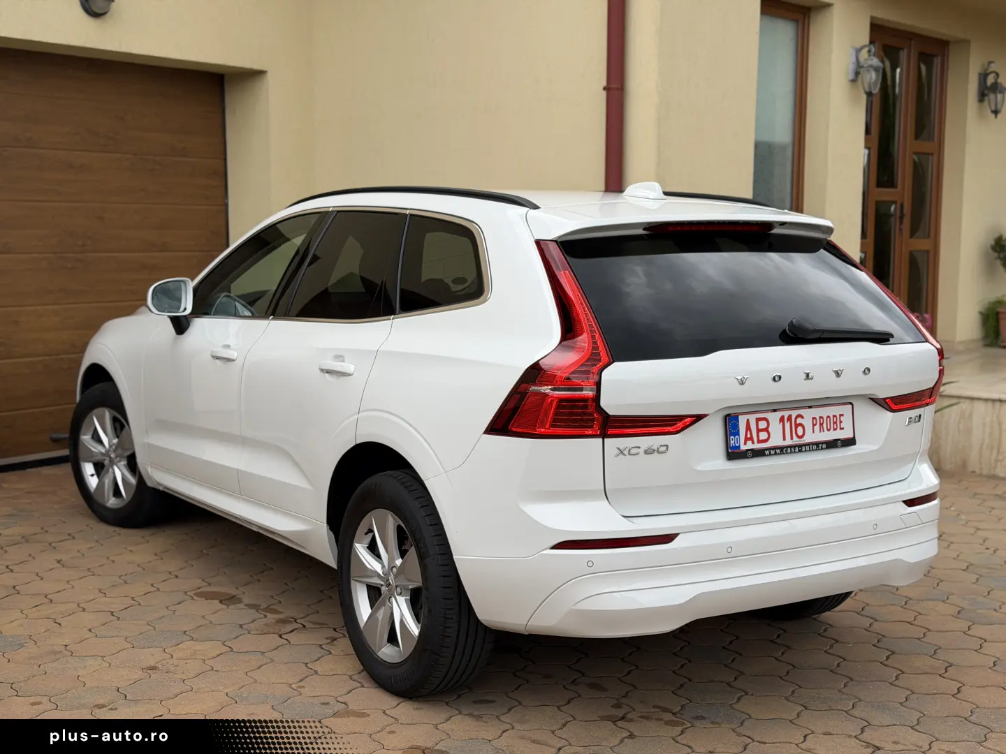 Volvo XC60 B4 AWD 2023  TVA deductibil  garantie