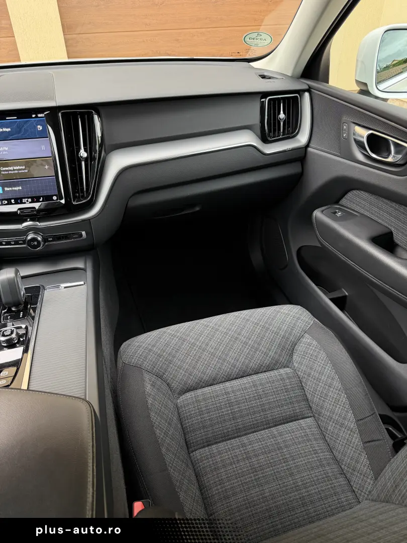 Volvo XC60 B4 AWD 2023  TVA deductibil  garantie