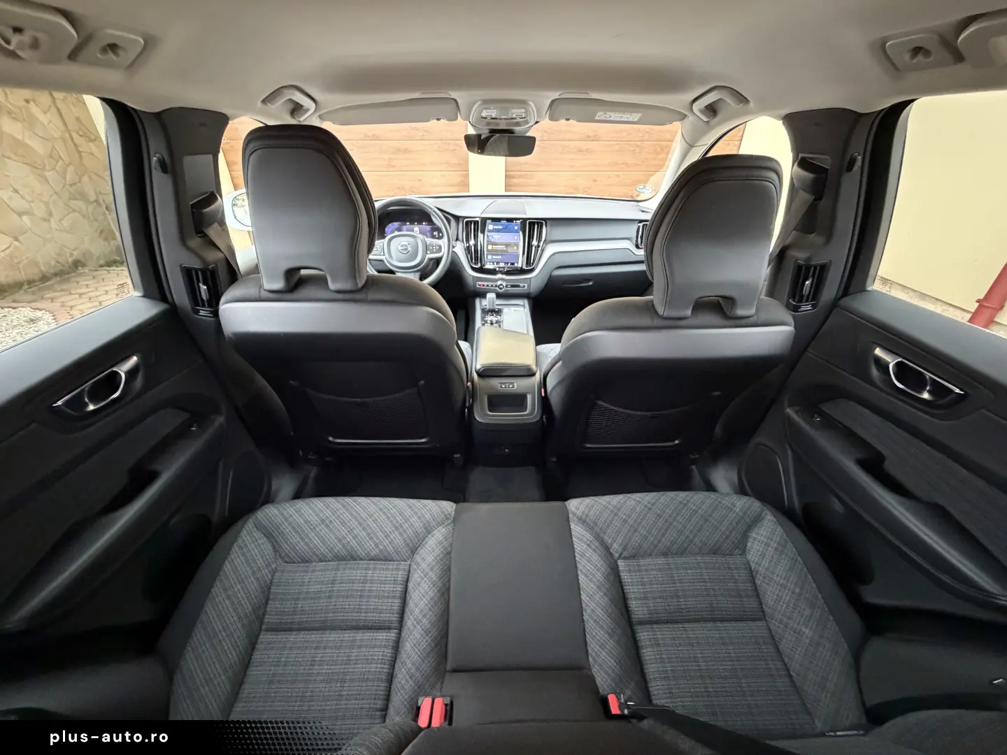 Volvo XC60 B4 AWD 2023  TVA deductibil  garantie