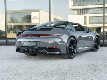 PORSCHE 992 Targa 4 GTS 18 Way SportDesign BOSE Coolings