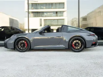 PORSCHE 992 Targa 4 GTS 18 Way SportDesign BOSE Coolings