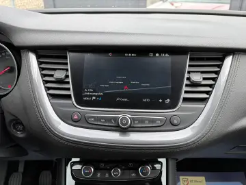 Opel Grandland X “ Business Edition “ 1.5 Diesel