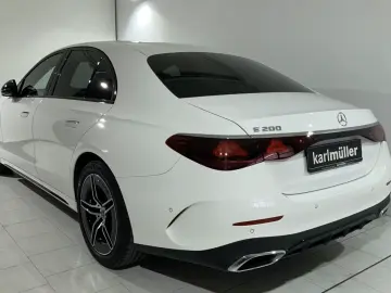 Mercedes-Benz E 200 AMG-L  Night LED Keyless