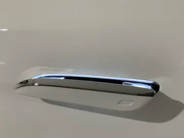 Mercedes-Benz E 200 AMG-L  Night LED Keyless