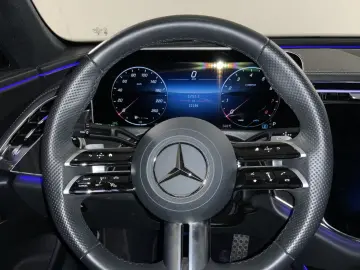 Mercedes-Benz E 200 AMG-L  Night LED Keyless