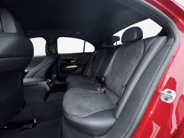 Mercedes-Benz E 200 AMG ADV NIGHT KEYLESS DISTRO