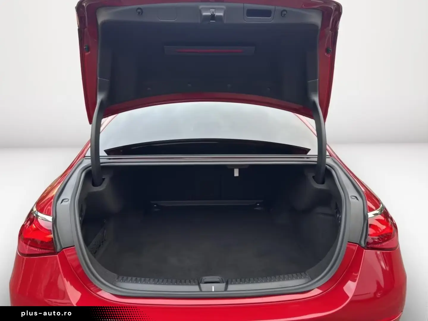 Mercedes-Benz E 200 AMG ADV NIGHT KEYLESS DISTRO