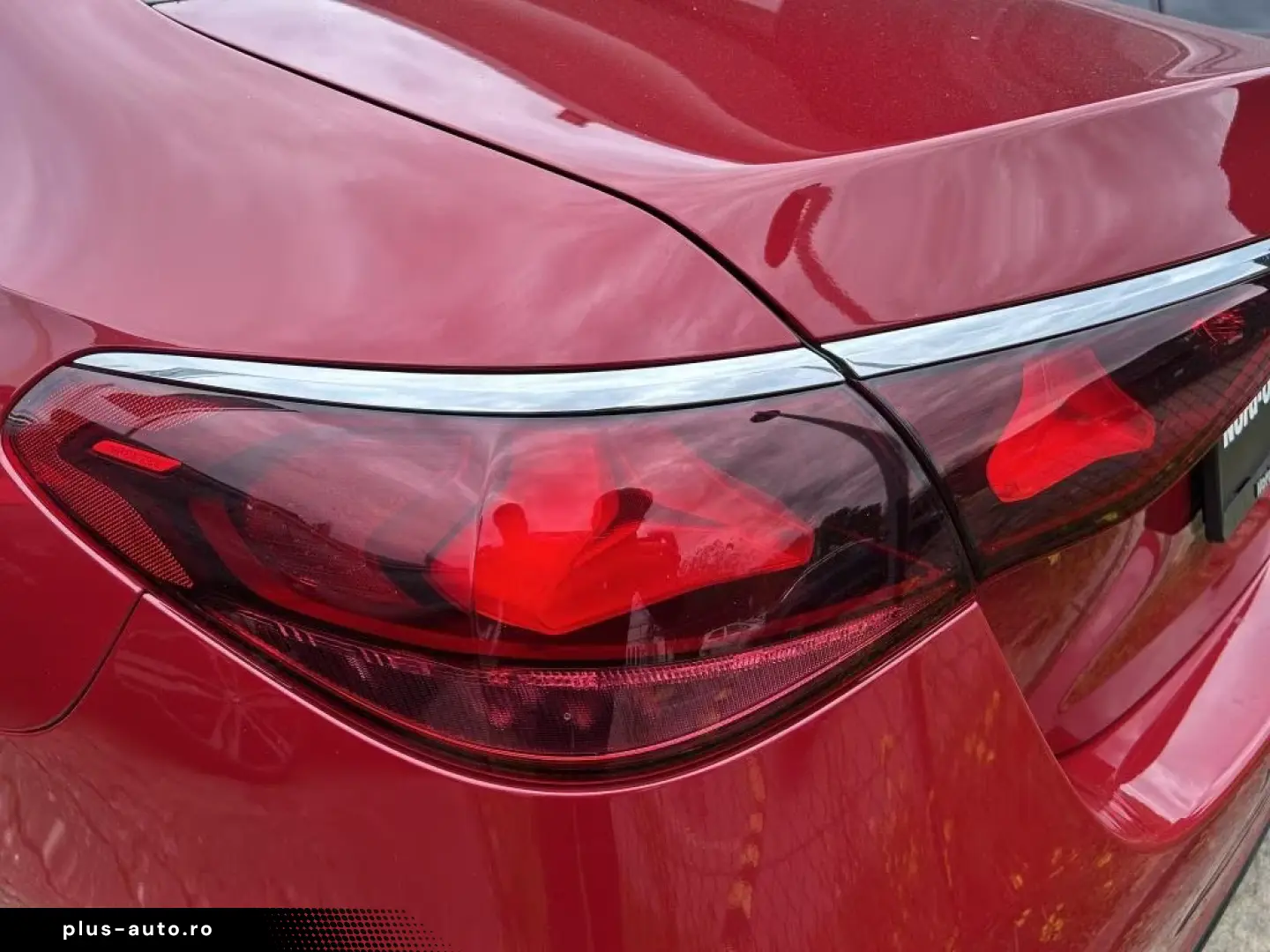 Mercedes-Benz E 200 AMG ADV NIGHT KEYLESS DISTRO