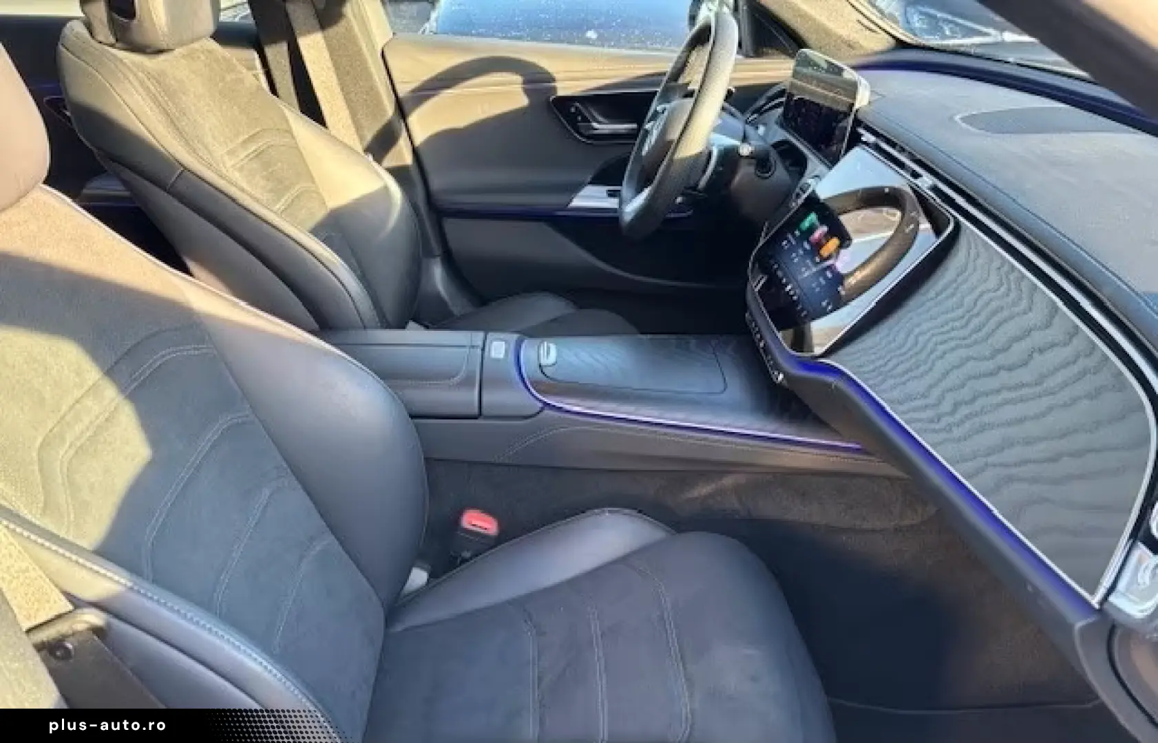 Mercedes-Benz E 300 e Limo AMG Sport Distr Navi LED