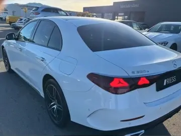Mercedes-Benz E 300 e Limo AMG Sport Distr Navi LED