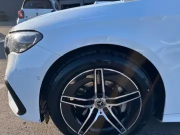 Mercedes-Benz E 300 e Limo AMG Sport Distr Navi LED