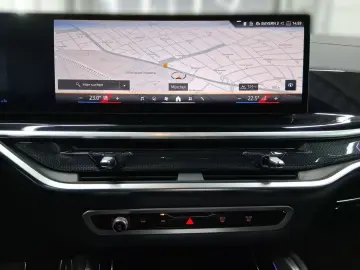 BMW X6 xDr30d MSp Massag Ventil SoftClo IcGlow AuxHeat DAPr