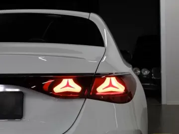 Mercedes-Benz E 200 d AMG-Burm-Adv.Plus-Winter-