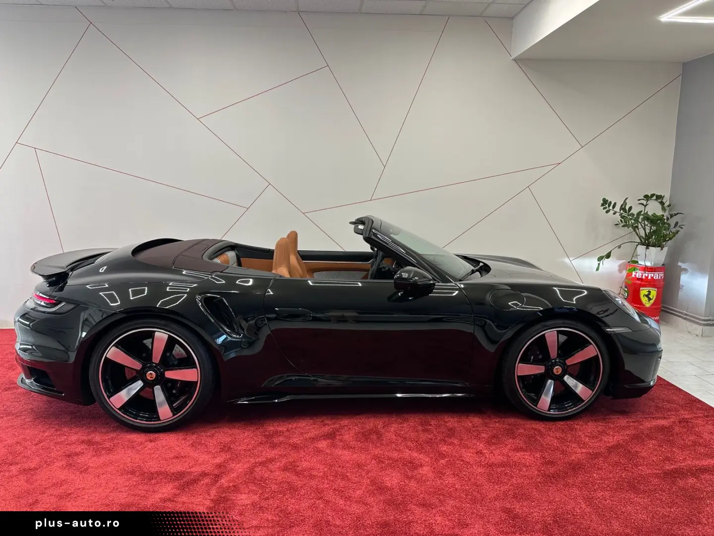 PORSCHE 911 Turbo S  HERITAGE inter.  BURMEST. PTS color