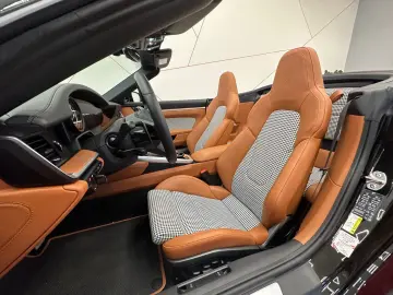 PORSCHE 911 Turbo S  HERITAGE inter.  BURMEST. PTS color