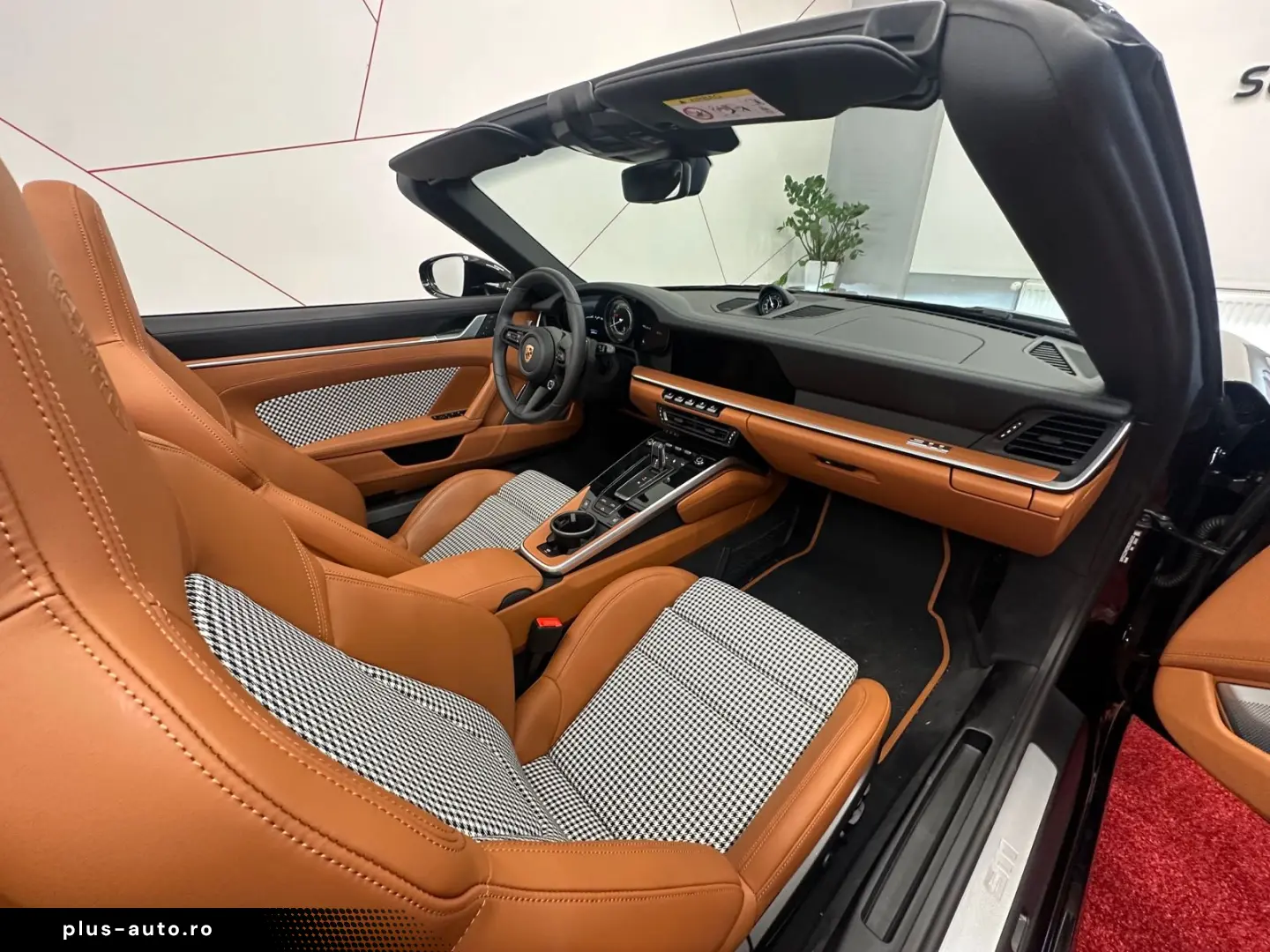 PORSCHE 911 Turbo S  HERITAGE inter.  BURMEST. PTS color