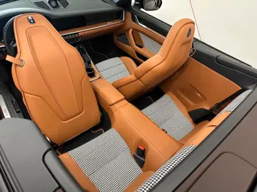 PORSCHE 911 Turbo S  HERITAGE inter.  BURMEST. PTS color