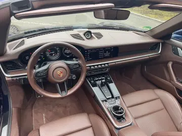 PORSCHE 992 911 Turbo S Cabriolet 1-Hand S-Heft Approved