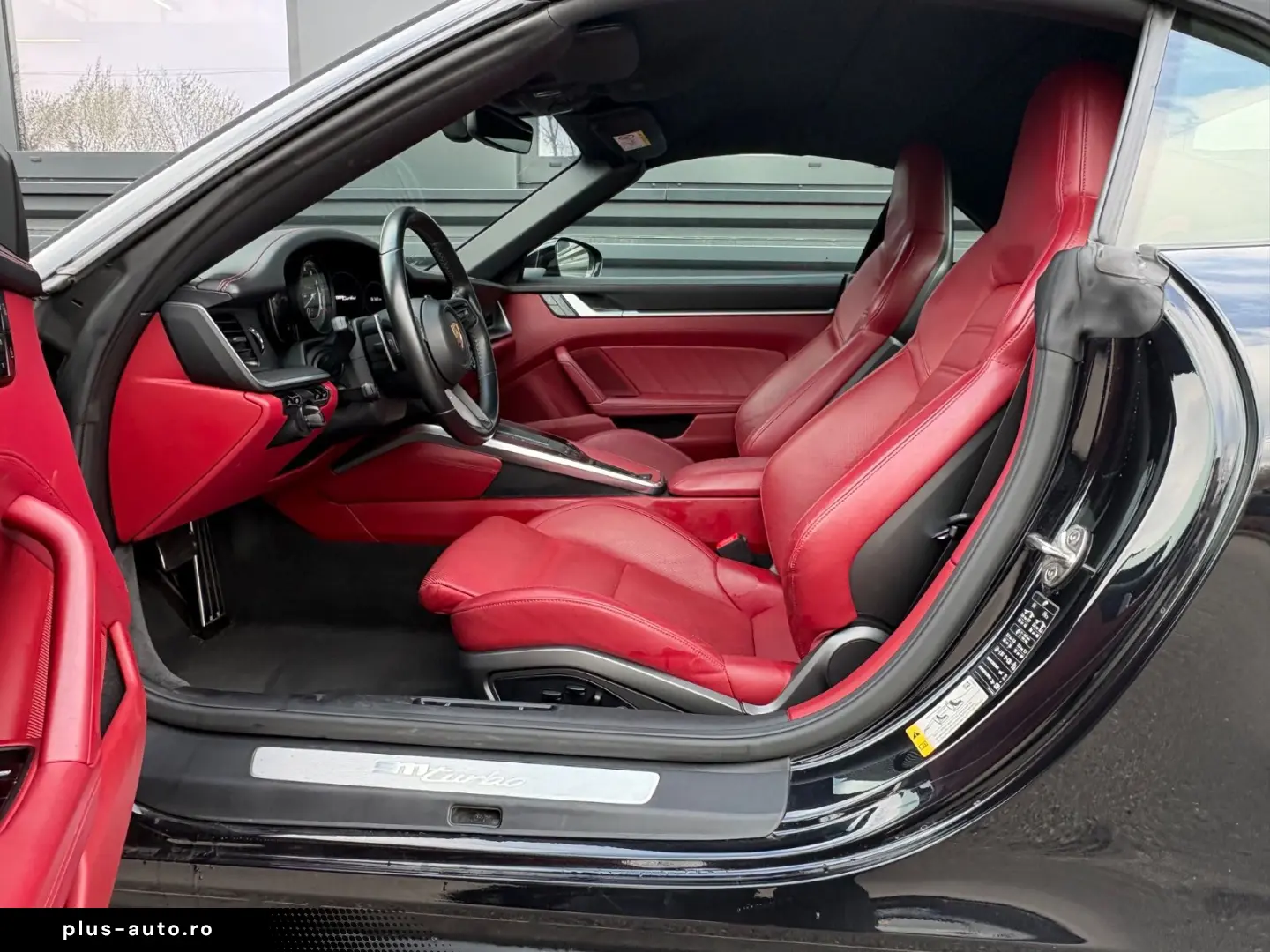 PORSCHE 911-992 Turbo Cabrio-LIFT-ABGAS-2.HAND