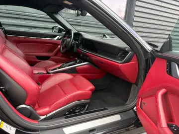 PORSCHE 911-992 Turbo Cabrio-LIFT-ABGAS-2.HAND