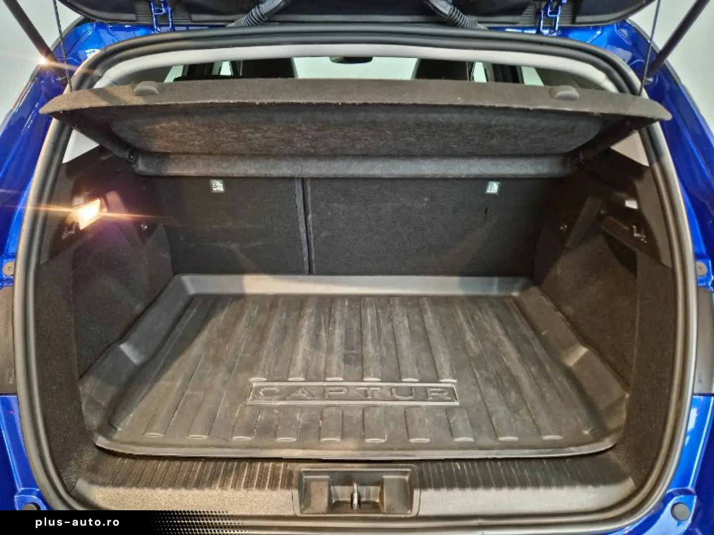 RENAULT CAPTUR 1.6 E-Tech 160CP Intens Plug-In