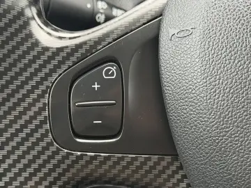 Renault Captur ENERGY TCe 120 LIMITED