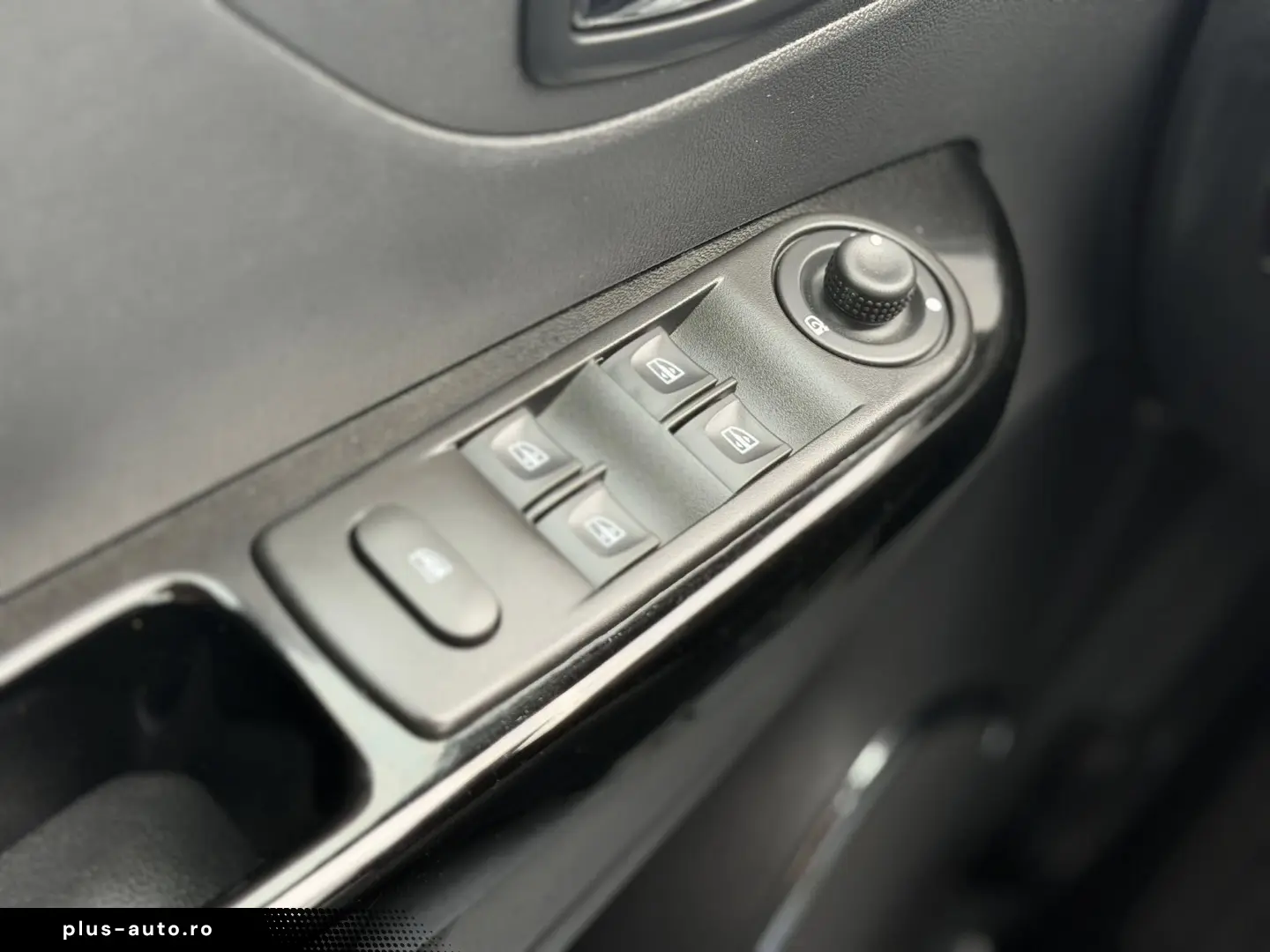 Renault Captur ENERGY TCe 120 LIMITED