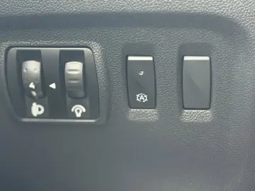 Renault Captur ENERGY TCe 120 LIMITED