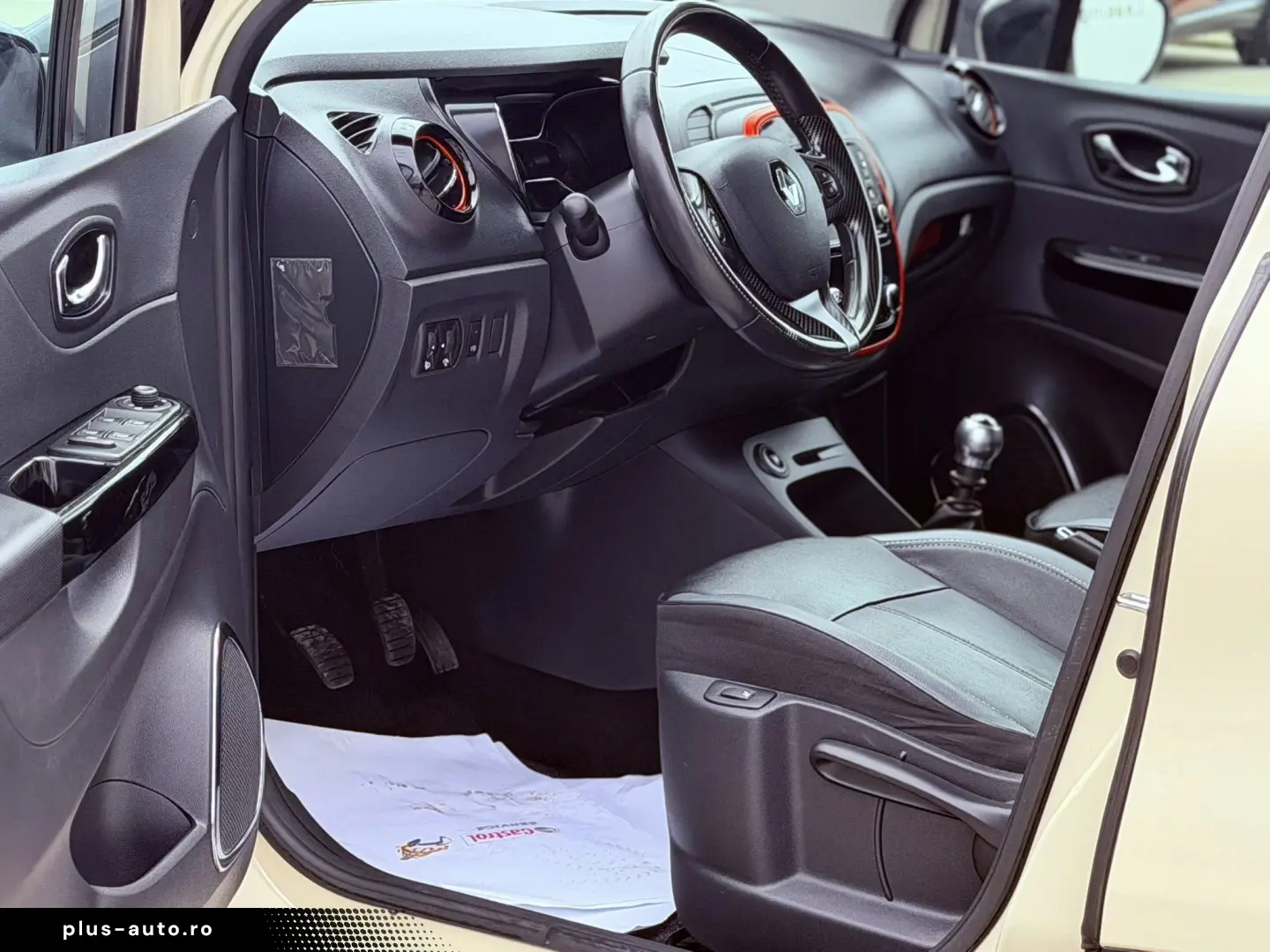 Renault Captur ENERGY TCe 120 LIMITED