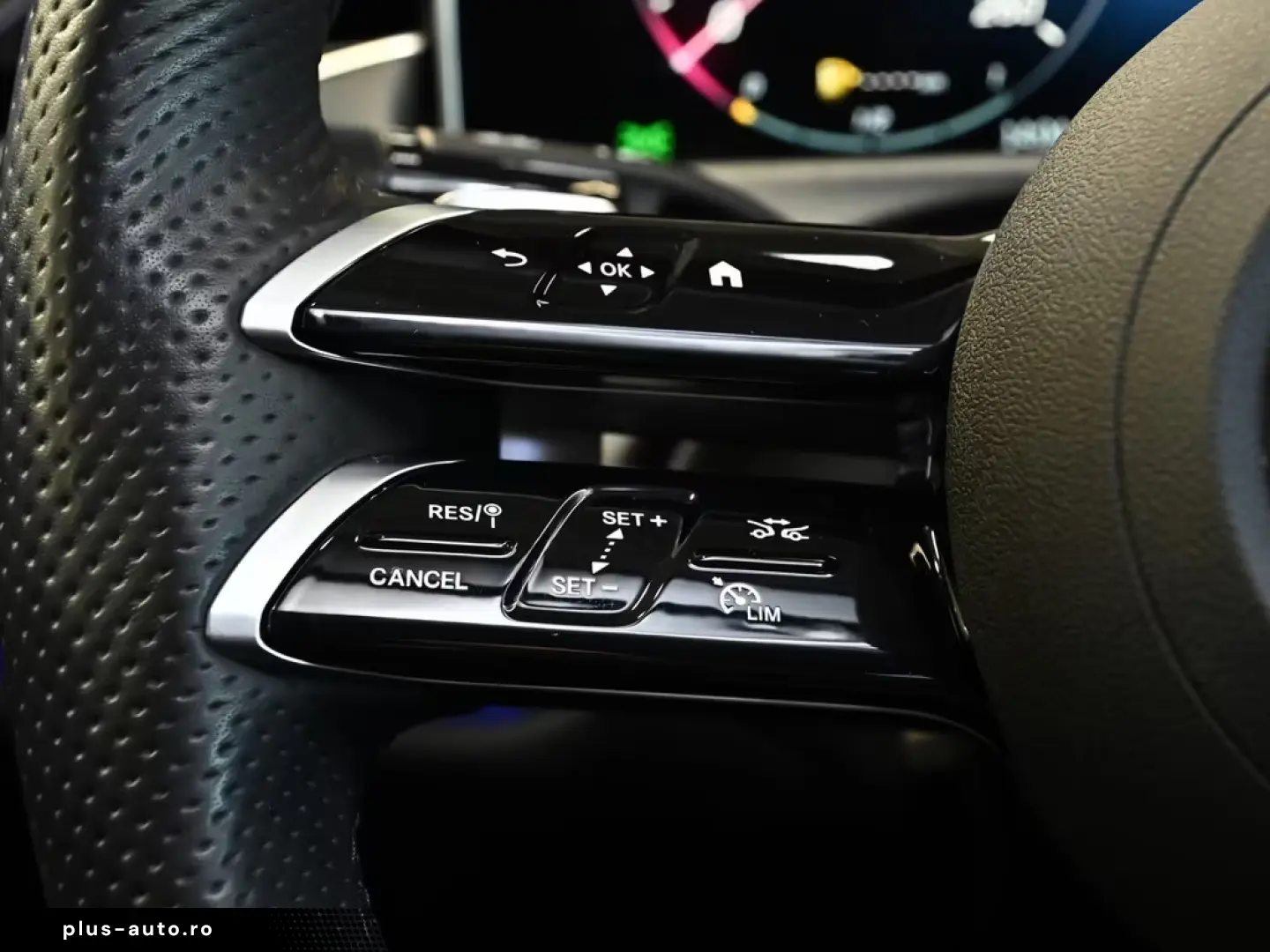 Mercedes-Benz E 200 AMG Sport Advanced Distr. LED Navi