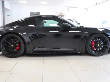 PORSCHE 911   992 4S Coupe