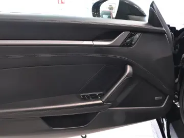 PORSCHE 911   992 4S Coupe