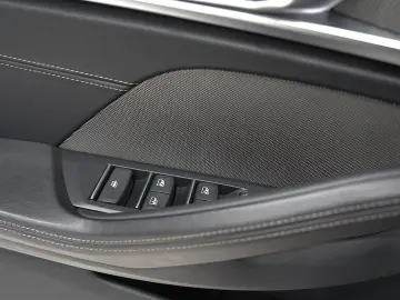 BMW 840 i Cabrio xDrive M-SPORT H K HUP SOFT-CLOSE