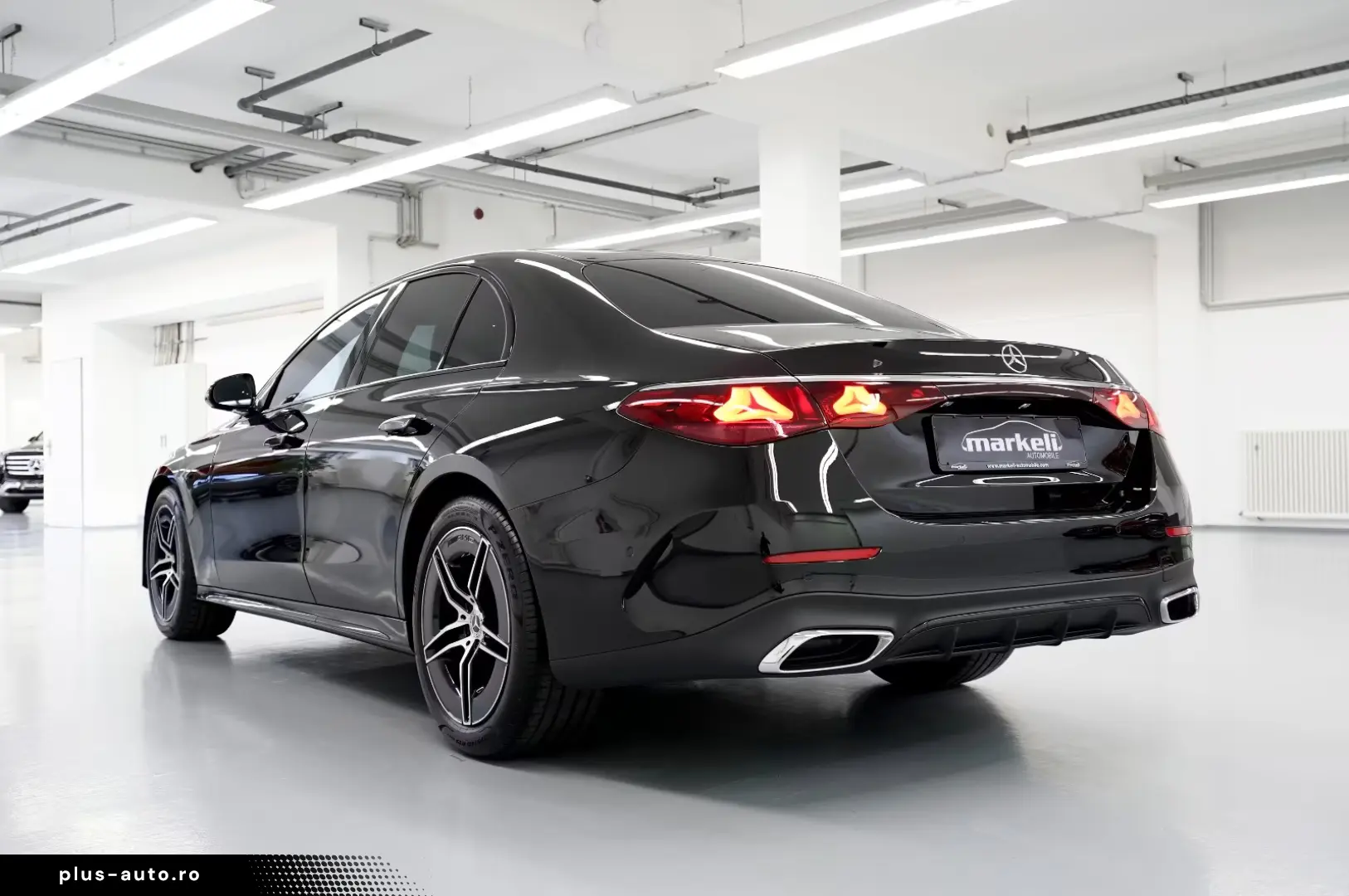 Mercedes-Benz E 200 ! AMG LINE & NIGHT PAKET