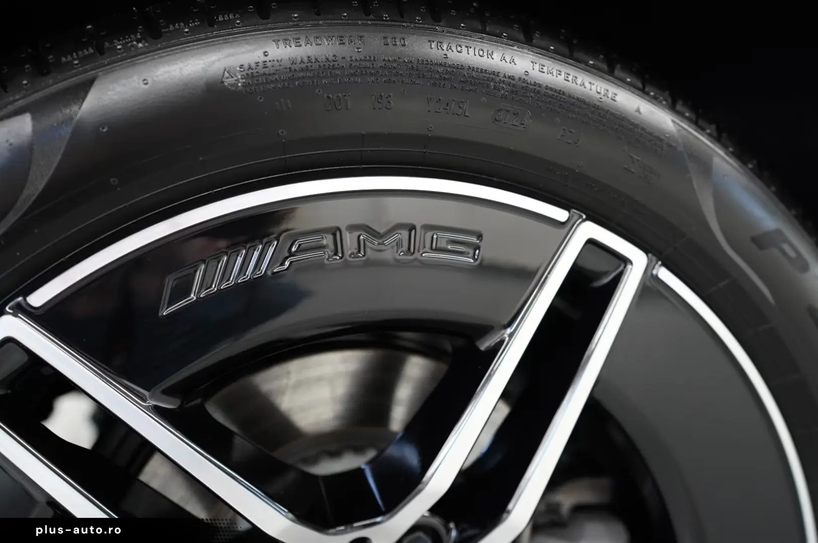 Mercedes-Benz E 200 ! AMG LINE & NIGHT PAKET