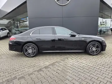 Mercedes-Benz E 300 e AMG-Adv. LED LEDER DC-Charger