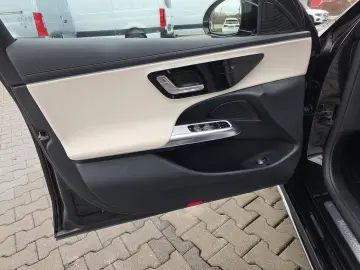 Mercedes-Benz E 300 e AMG-Adv. LED LEDER DC-Charger