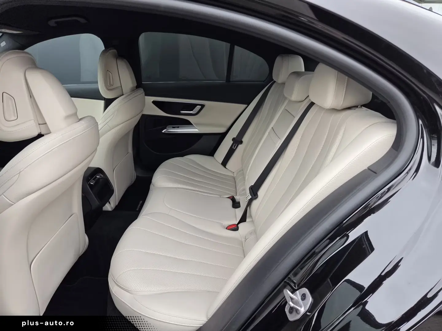 Mercedes-Benz E 300 e AMG-Adv. LED LEDER DC-Charger