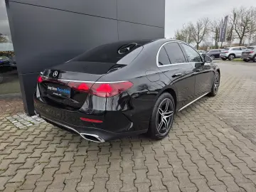 Mercedes-Benz E 300 e AMG-Adv. LED LEDER DC-Charger