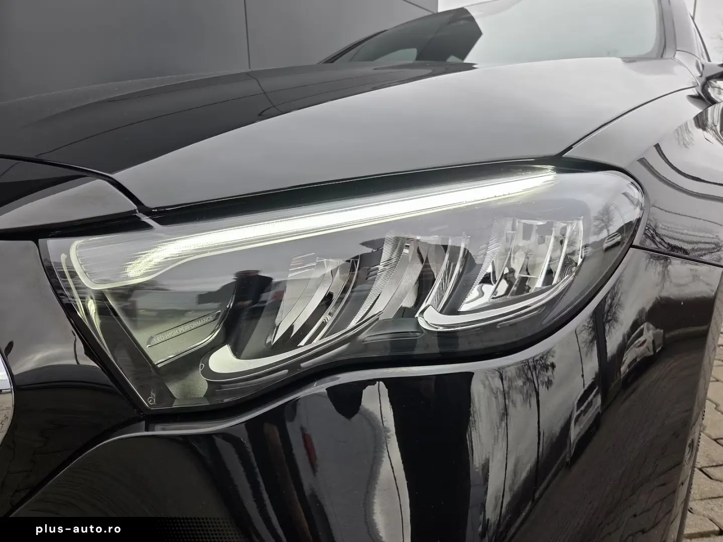 Mercedes-Benz E 300 e AMG-Adv. LED LEDER DC-Charger