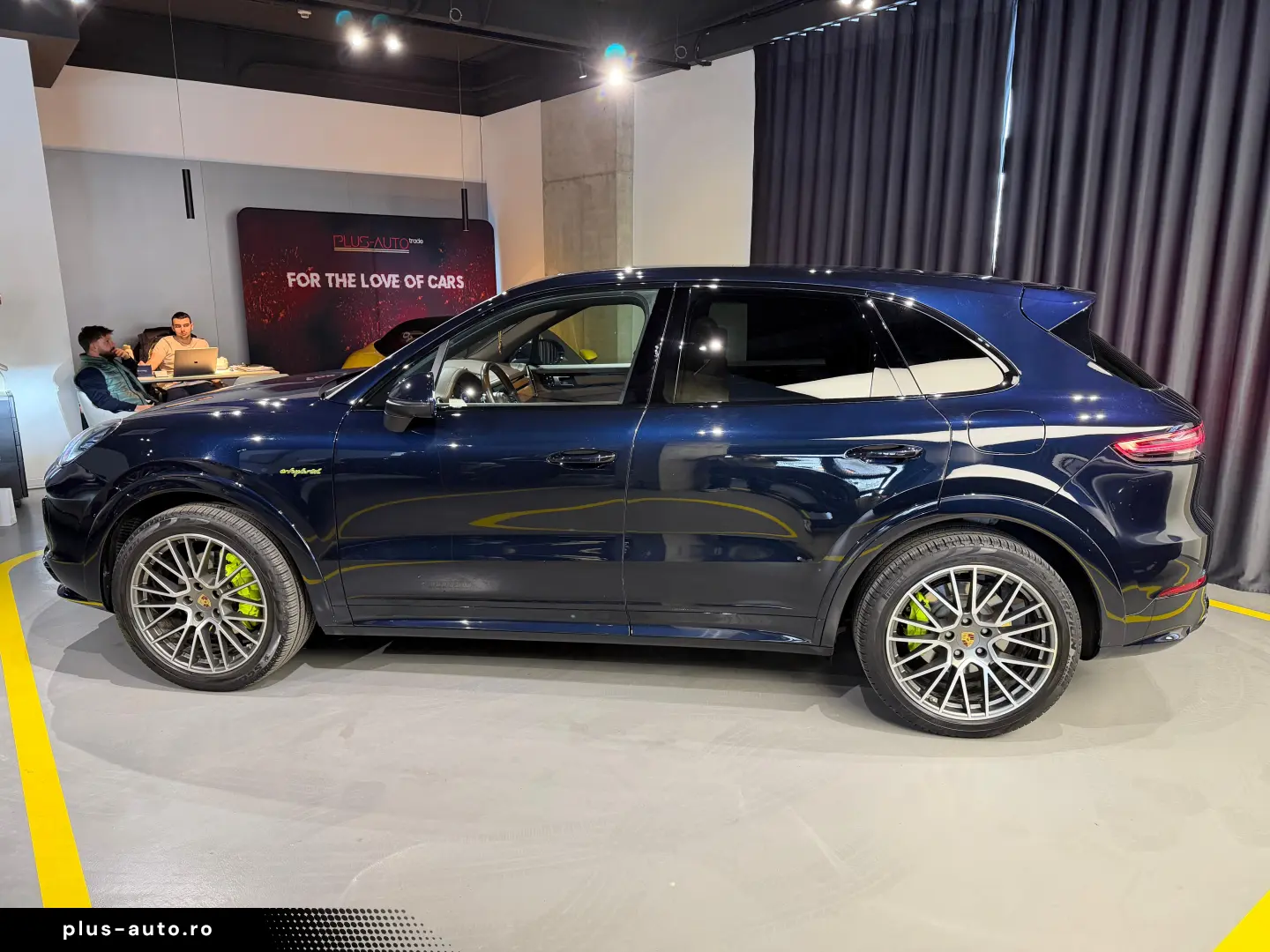 Porsche Cayenne E-Hybrid S Platinum Edition