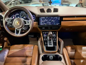 Porsche Cayenne E-Hybrid S Platinum Edition