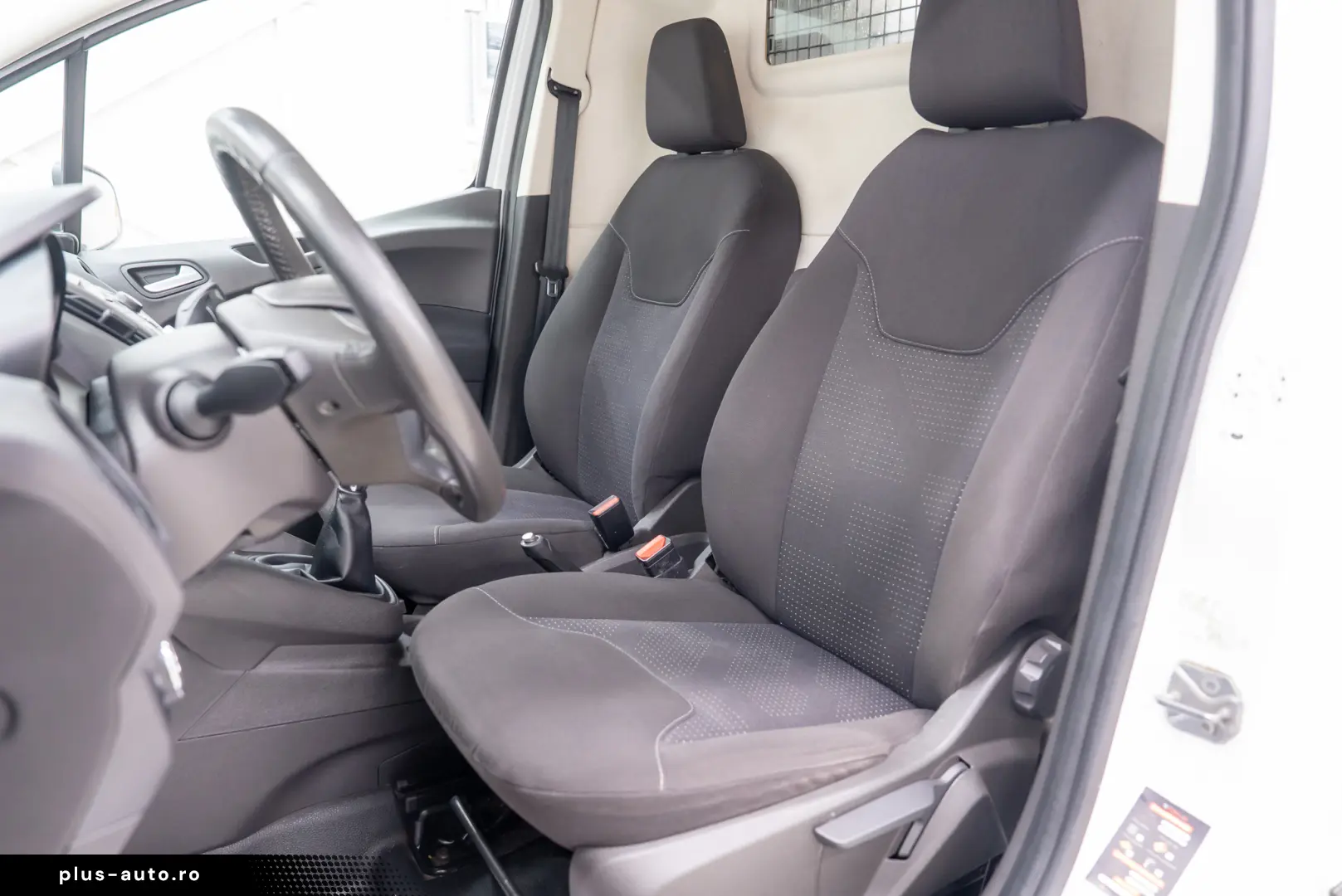 Ford Transit Courier