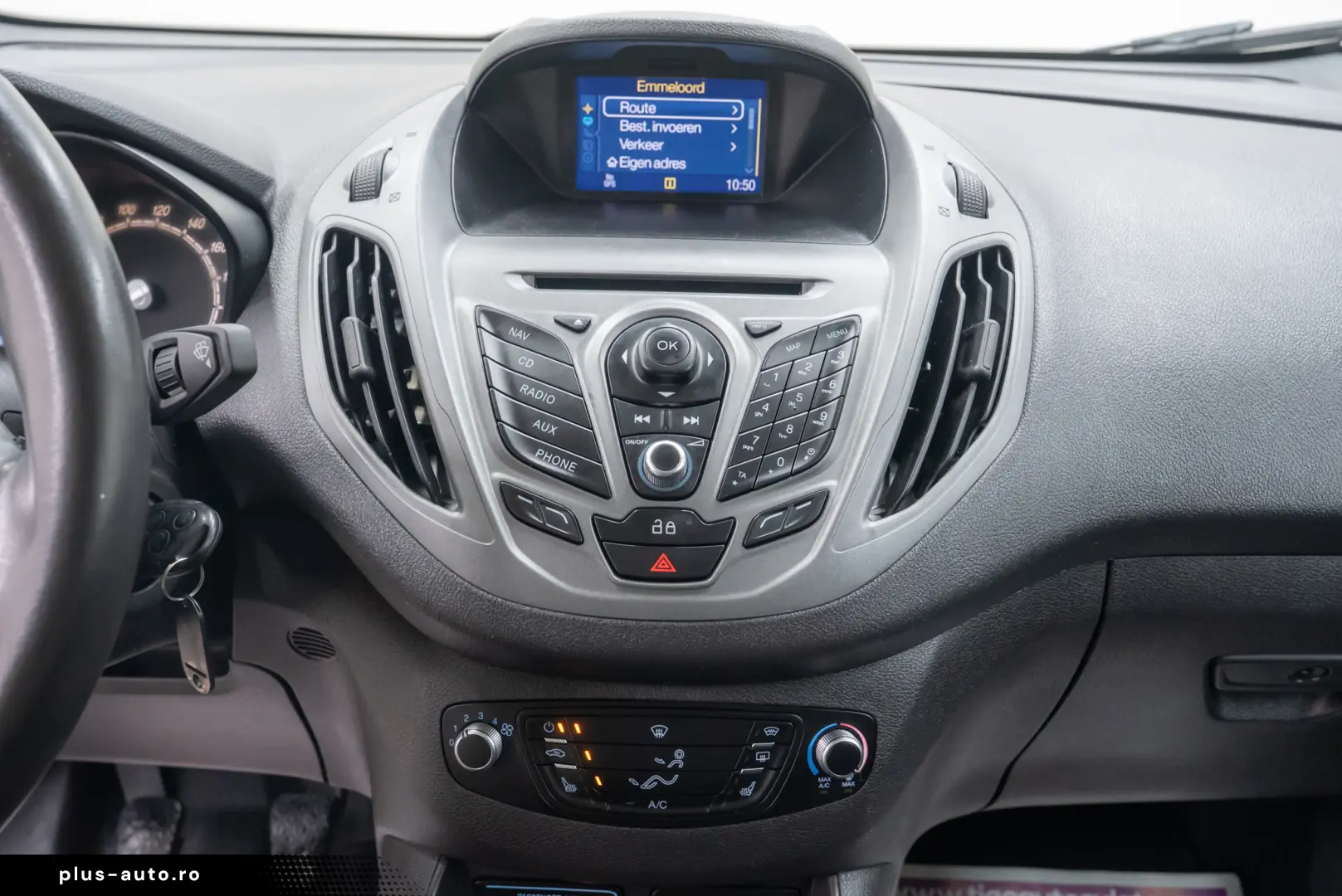 Ford Transit Courier