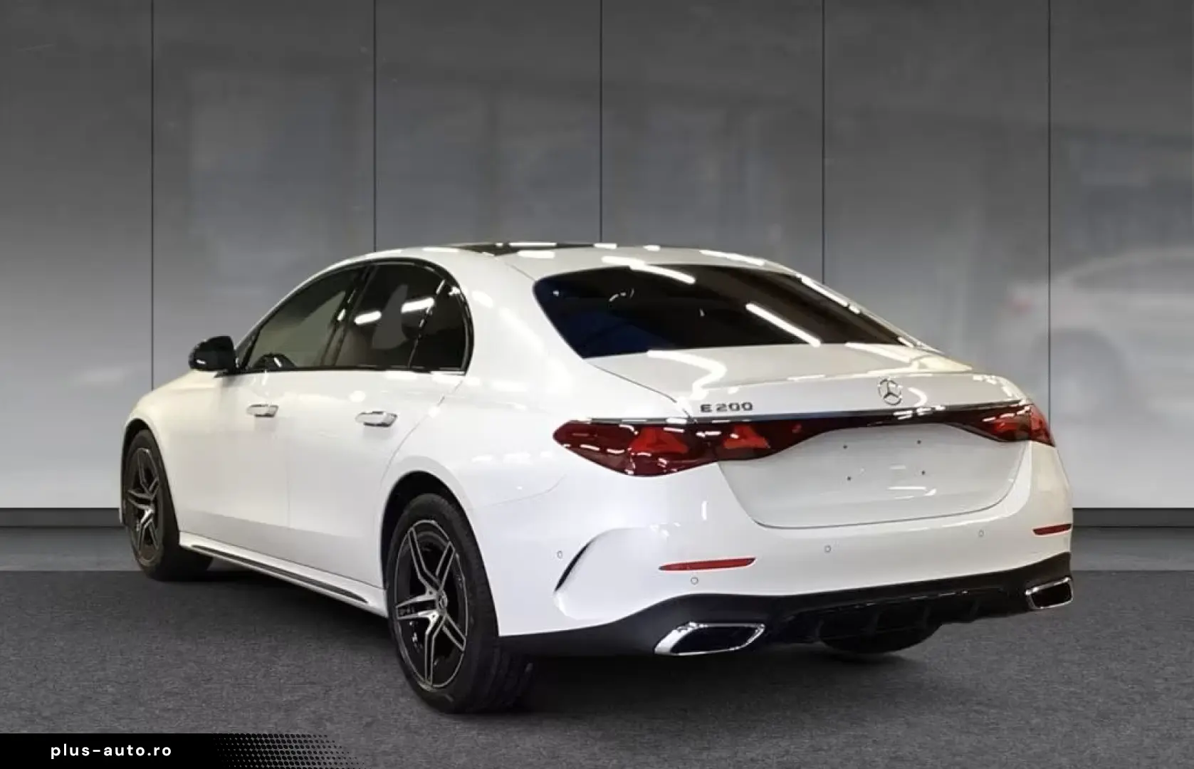 Mercedes-Benz E 200 Limousine AMG NIGHT 19